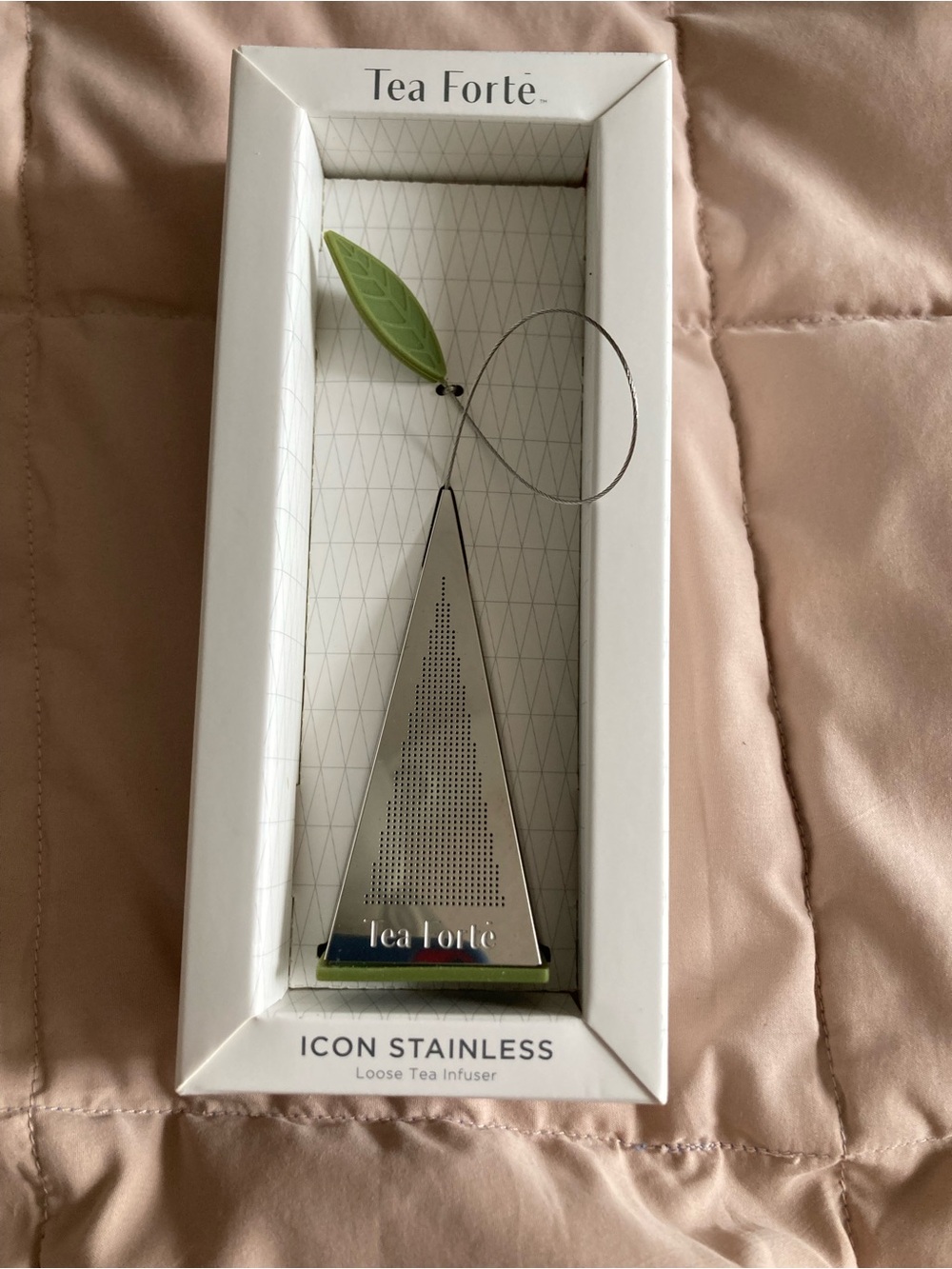 Green Stainless Steel Icon Loose Tea Infuser